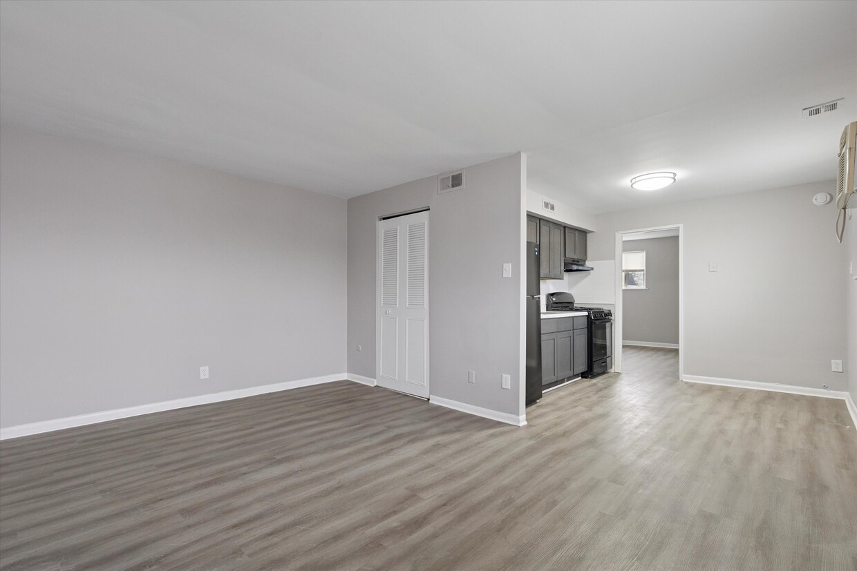 Foto principal - 7108 Oxford Ave