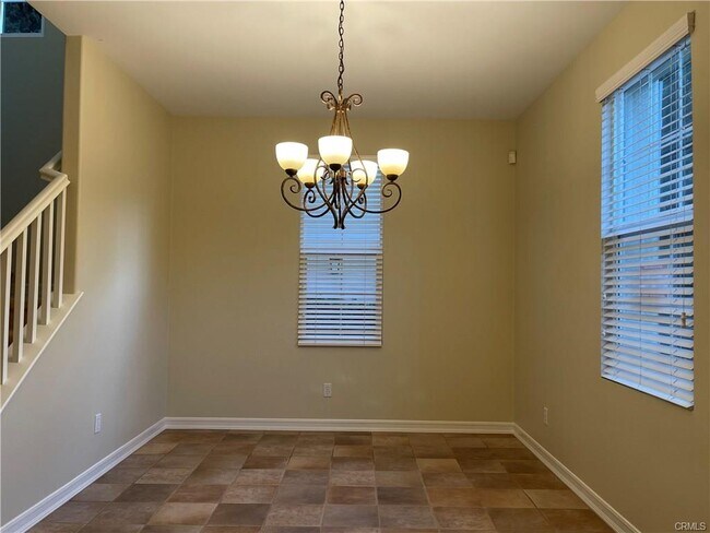 Building Photo - 20 Arborside