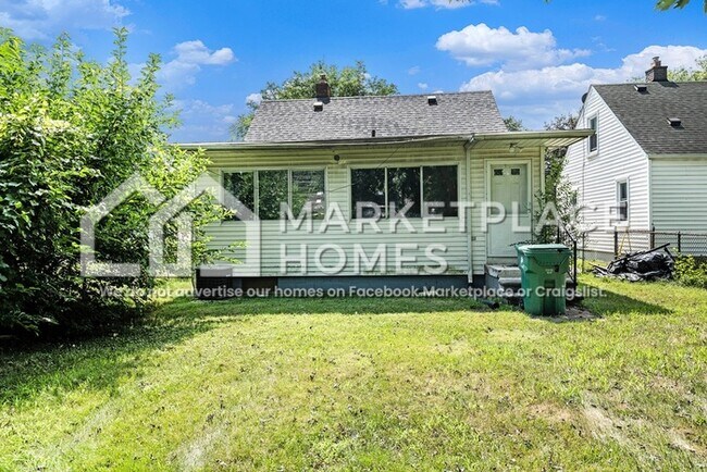 Foto del edificio - 14707 Agnes Ave