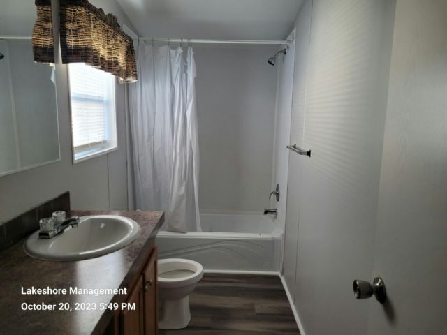 Building Photo - 138 Lone Pine Dr