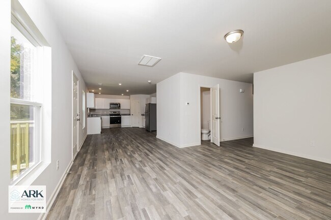Foto del edificio - 6327 Century Ln