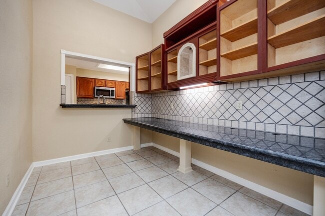 Foto del edificio - 7315 Foxside Ln