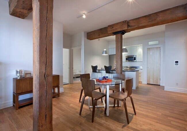 Building Photo - 25 Washington St