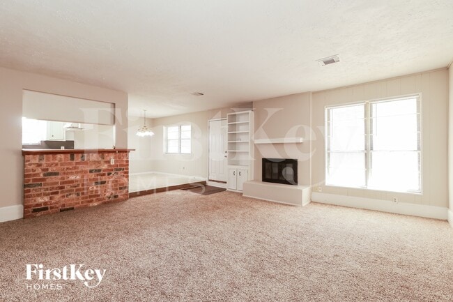 Building Photo - 9727 John Bank Dr