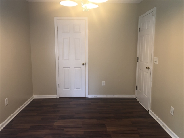 Building Photo - 3053 Maple Leaf Drive