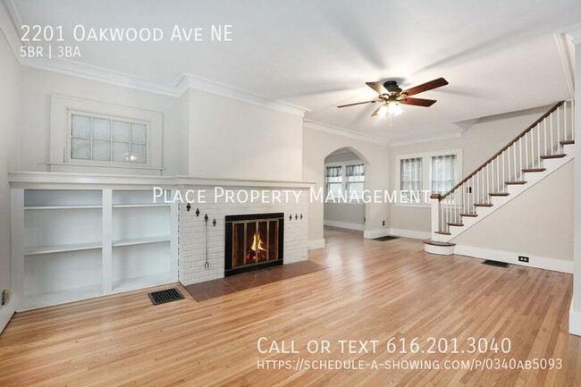 Foto del edificio - 2201 Oakwood Ave NE