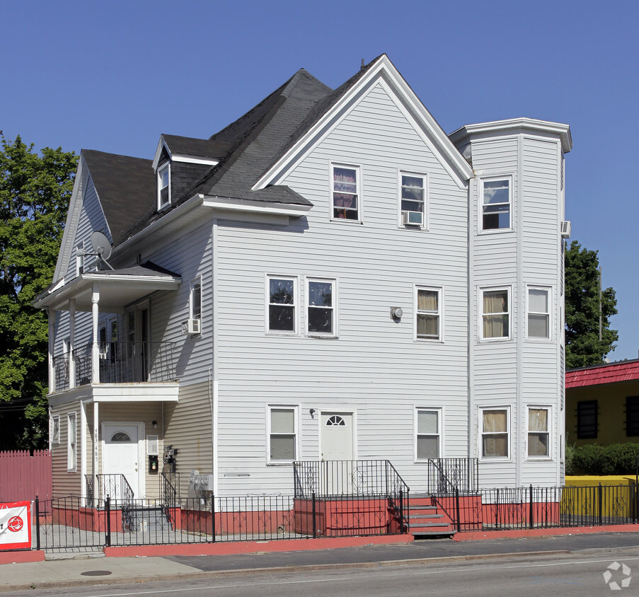 Foto principal - 483-485 Elmwood Ave