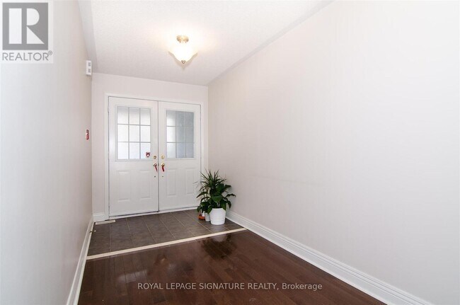 Building Photo - 632 Candlestick Cir