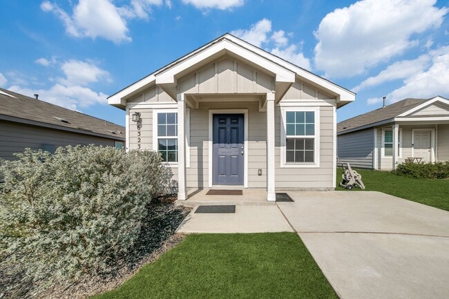 Building Photo - 2 Bedroom 1 Bath Rosillo Creek Subdivision