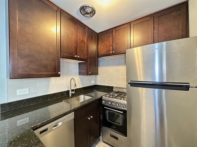 Foto del edificio - 663 W Grace St
