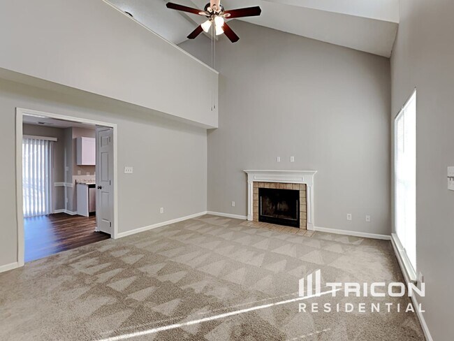 Foto del edificio - 7717 Pence Pond Ln