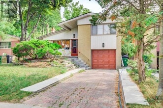 Building Photo - 901 Brimorton Dr