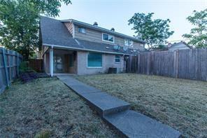 Foto del edificio - 7618 Thistle Ln
