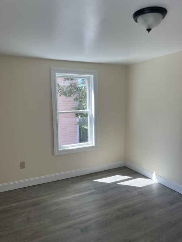 Photo - 107 University Ave Apartment