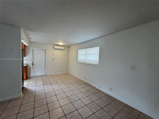 Foto del edificio - 2318 Cleveland St