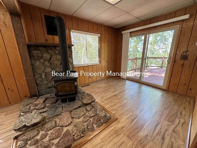 Building Photo - 20341 Maxwell Dr