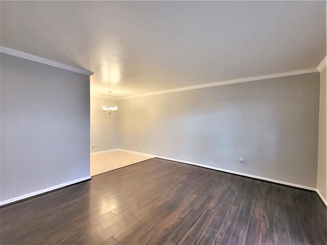 Building Photo - 8801 Hammerly Blvd