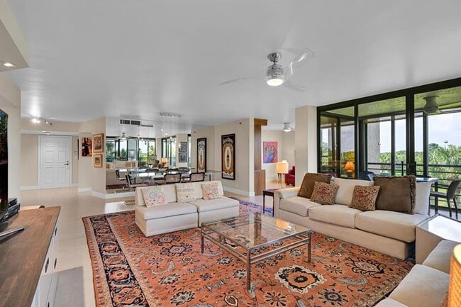 Building Photo - 7578 Regency Lake Dr