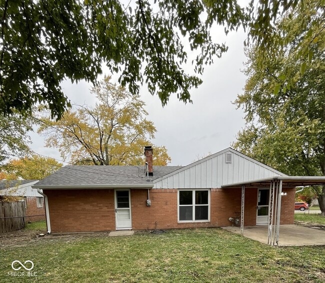 Building Photo - 3719 Celtic Dr