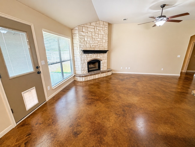 Building Photo - AVAILABLE NOW; APPLY TODAY AT OUR WEBSITE!!