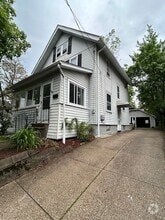 Building Photo - 1085 Dietz Ave