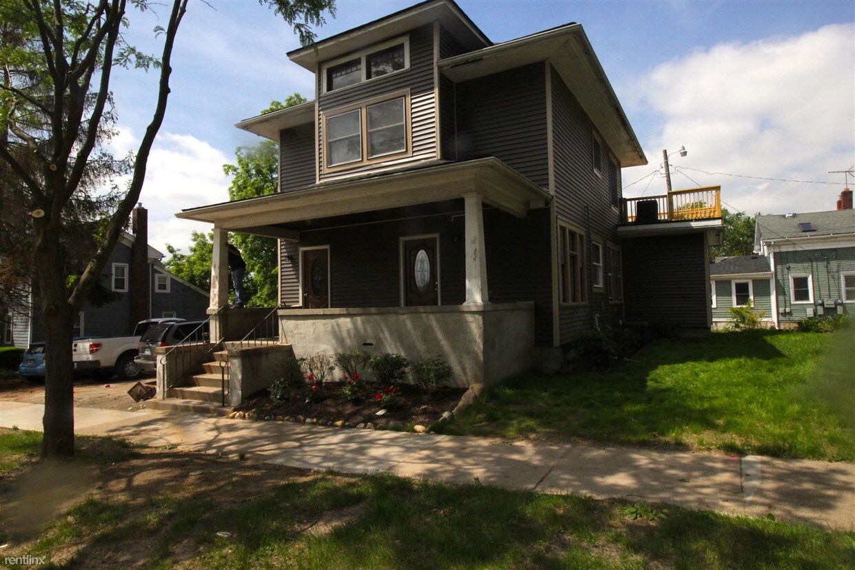 2 br, 2 bath - 208 W Ann St # 2 208 W Ann #2 - 2 br, 2 bath  - 208 W Ann St # 2 208 W Ann #2