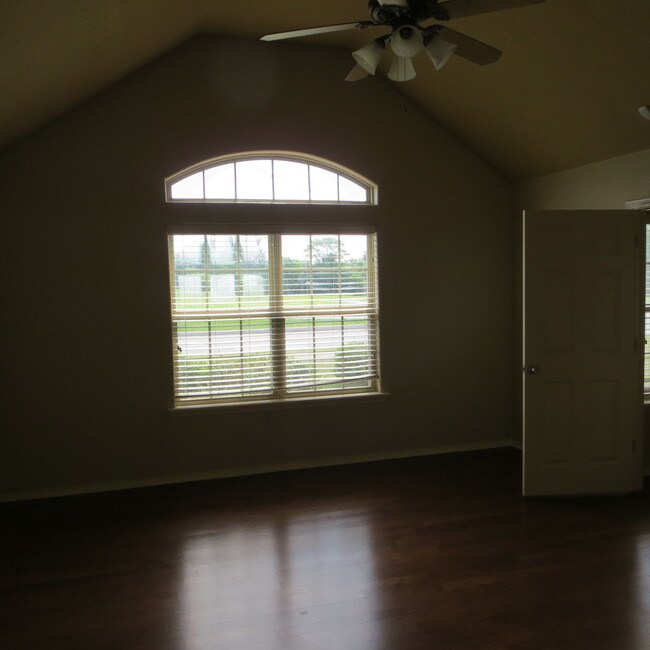 Foto del edificio - 3112 SW Featherston Rd