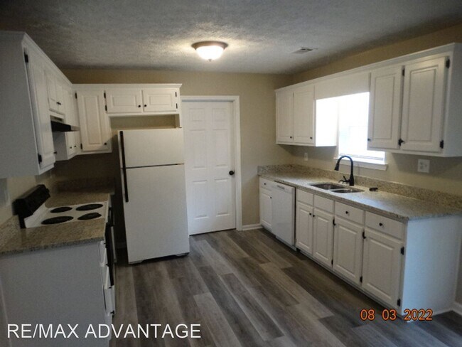 Foto del edificio - 3 br, 2 bath House - 5606 HWY. 81 EAST