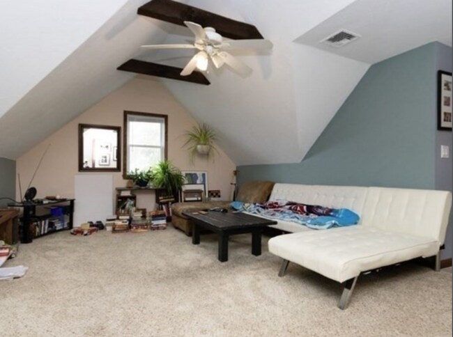 Building Photo - 41 Central St