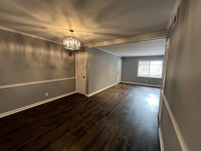 Photo - 3057 Pharr Ct N Northwest Apartment