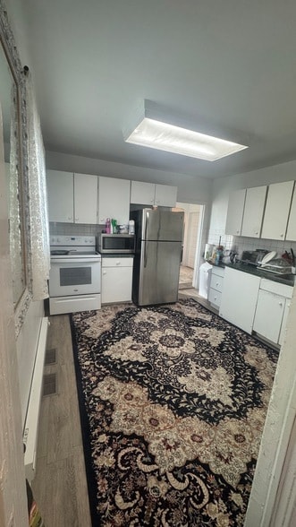 Building Photo - 2817 Gabriel Ave