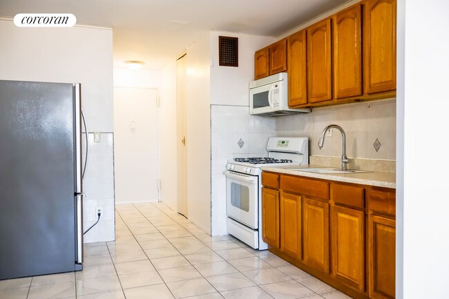 Building Photo - 1655 Flatbush Ave