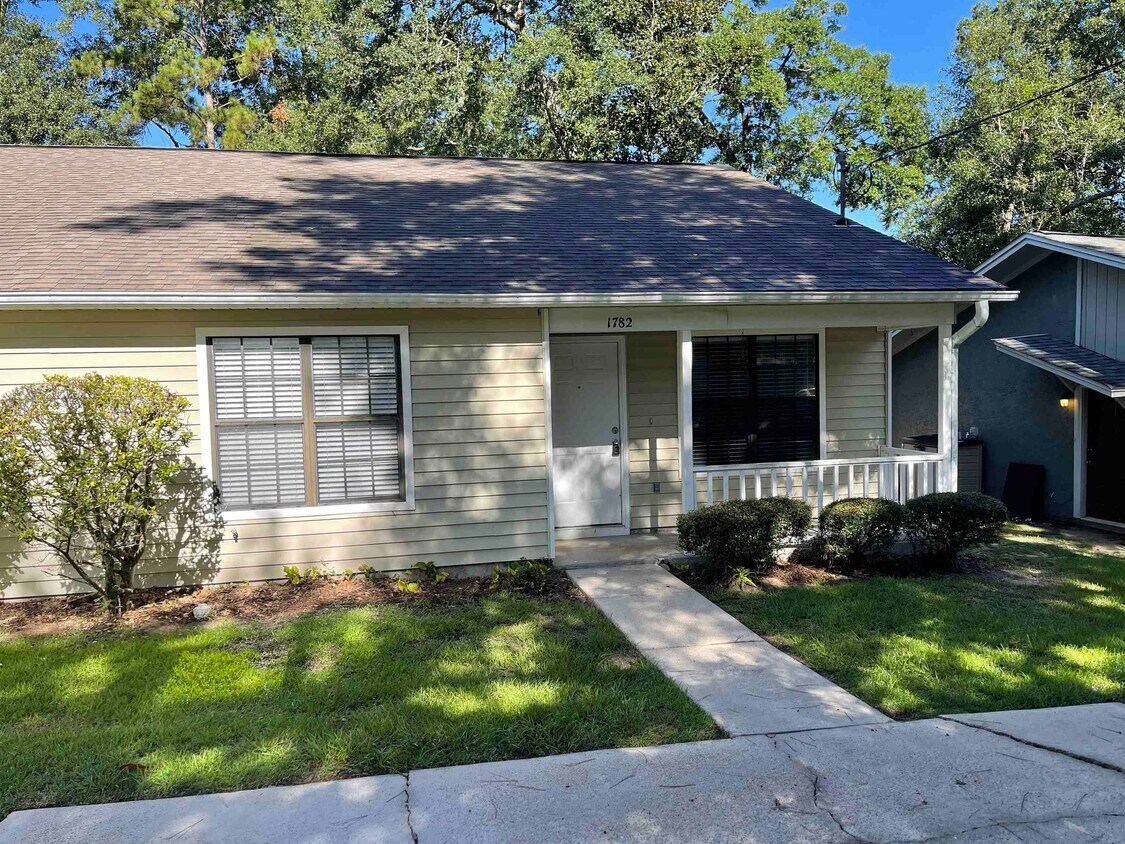 Foto principal - 1782 Dax Ct