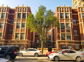 Building Photo - 1060 W Granville Ave