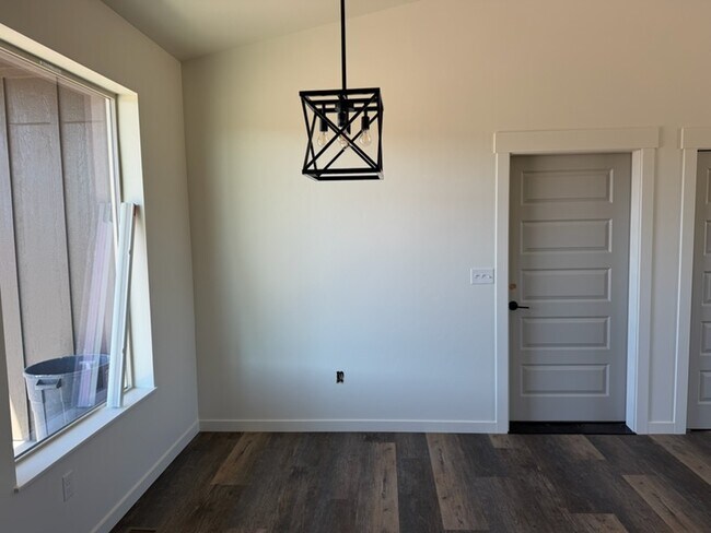 Foto del edificio - 1522 Trumble Creek Rd