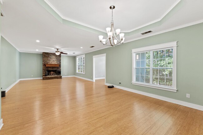 Foto del edificio - 129 Moudy Ln