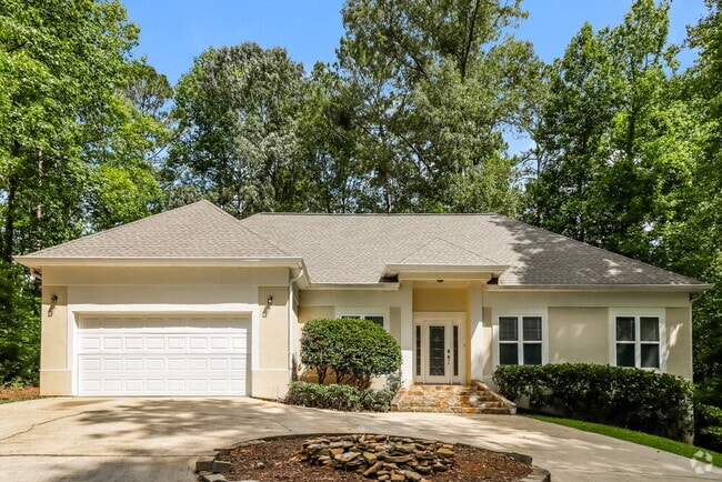 Building Photo - 4048 Golfview Ct