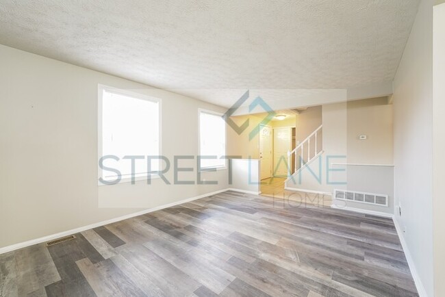 Building Photo - REDUCED! - Now offering $500 off first ful...