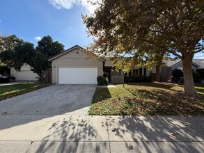 Building Photo - 5016 Soave Ct