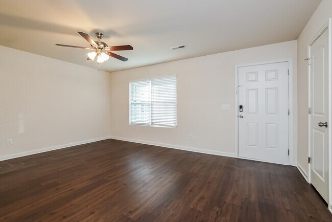 Foto del edificio - 1433 Tamarino Dr