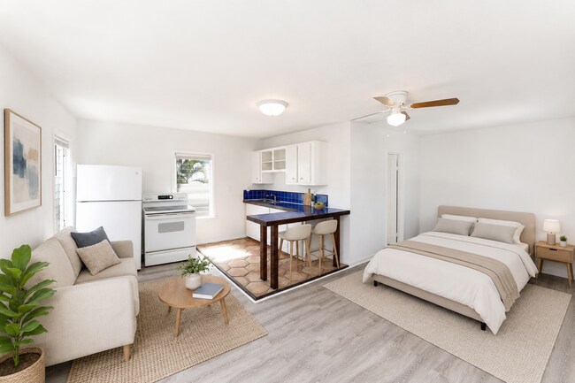 Photo - 417 Mayflower Rd (West Palm Beach, FL) Apartments