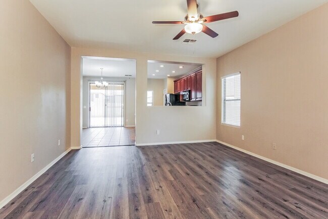 Foto del edificio - 17103 N 185th Dr