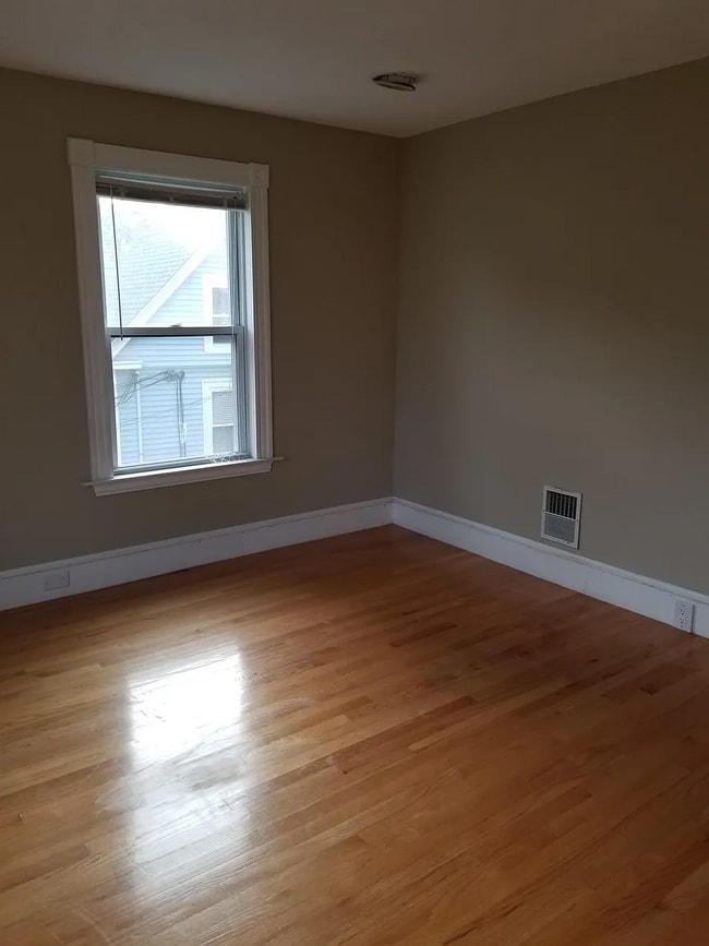 Building Photo - 11 Pennsylvania Ave