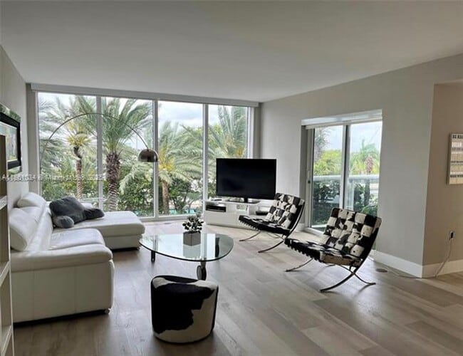 Photo - 10275 Collins Ave Apartment