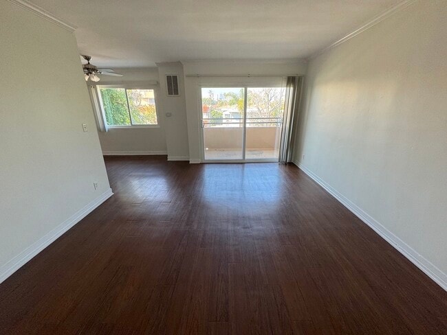 Building Photo - 1138 S Corning St