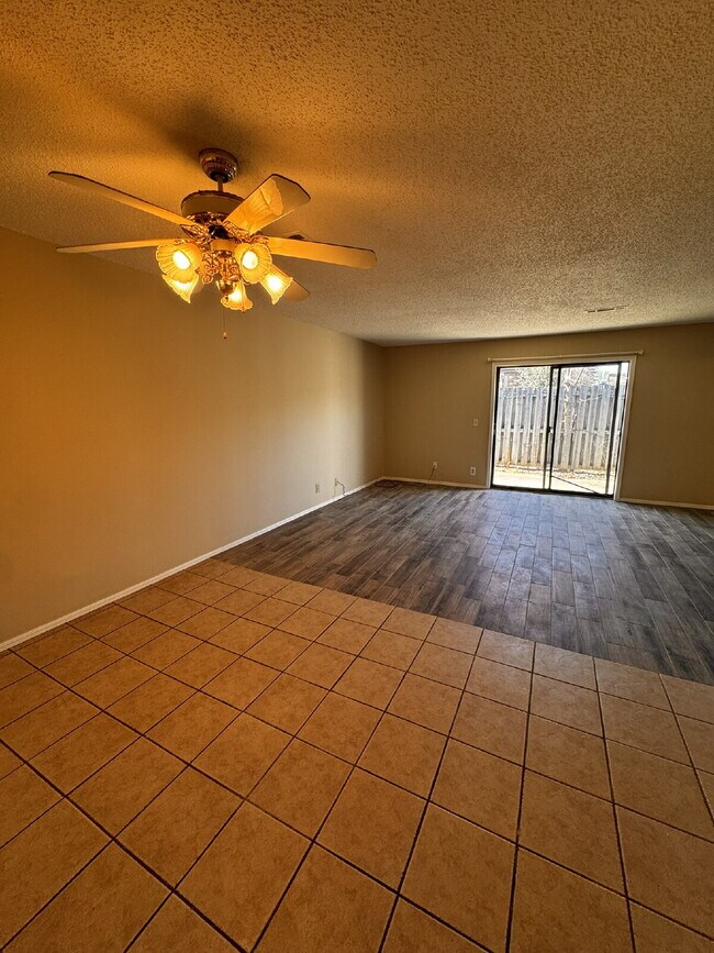 Foto del edificio - 1820 S 13th Pl