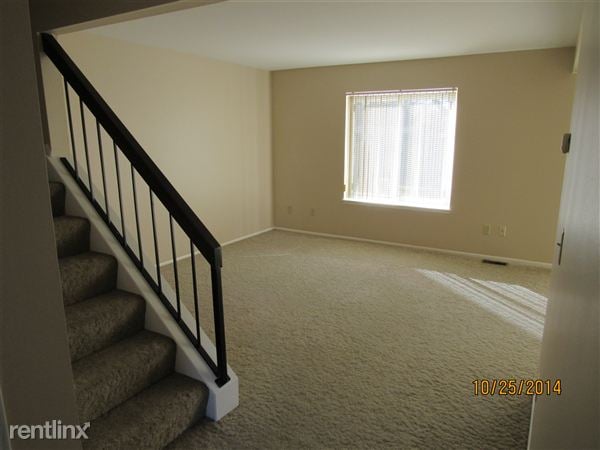 Building Photo - 37314 Charter Oaks Blvd