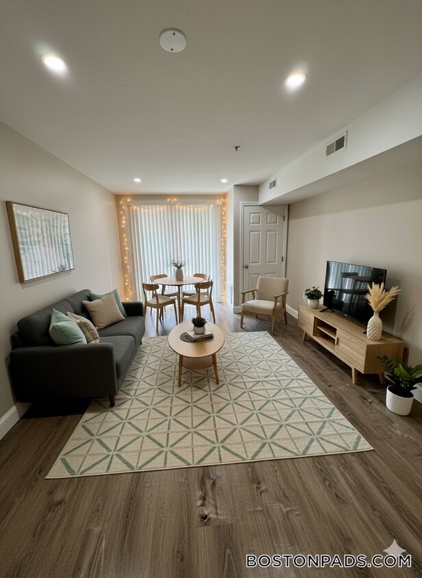 Foto principal - 23 Kenmar Dr