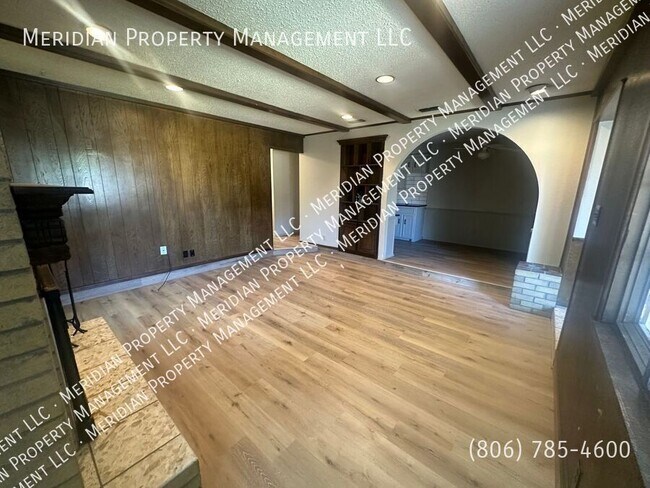 Foto del edificio - 3209 66th St