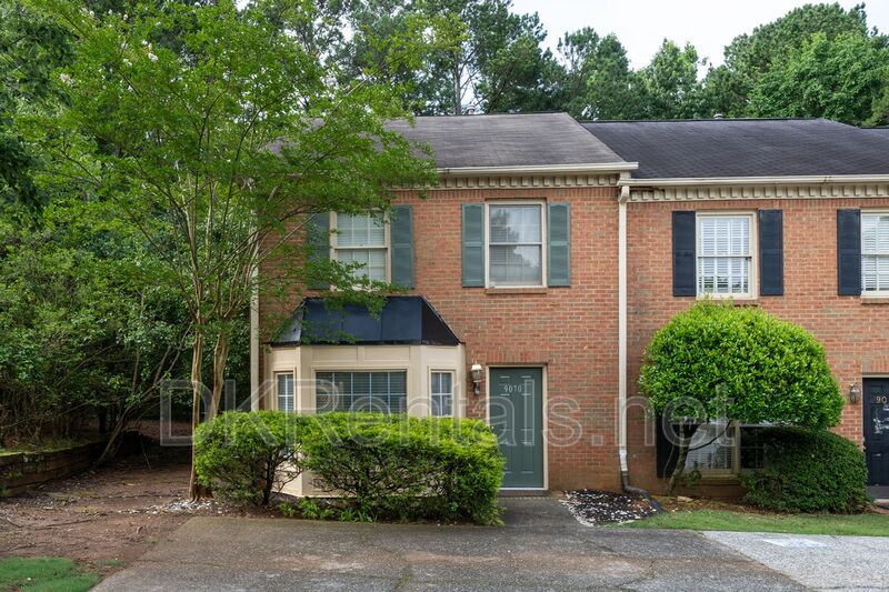 Photo - 9070 Cobbler Court